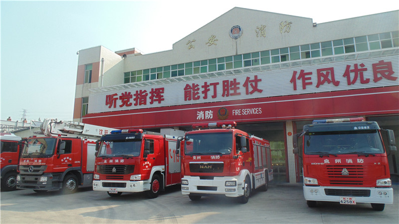 BBunion国际早教泉州中骏中心活动花絮：小小消防员户外课堂