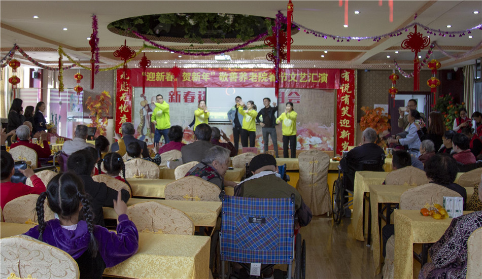 弘扬公益精神，用爱心影响生命